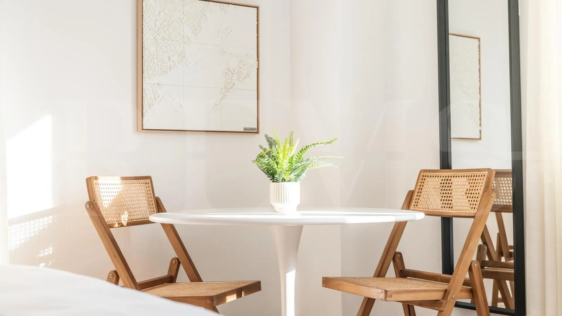 Elegant Coastal Charm With Unique Views By Rems Apartment Malaga Spain